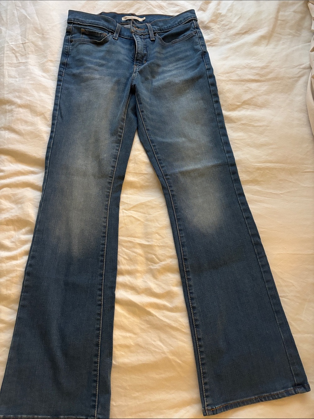 Levi's Blue Flare Jeans - Mid Wash